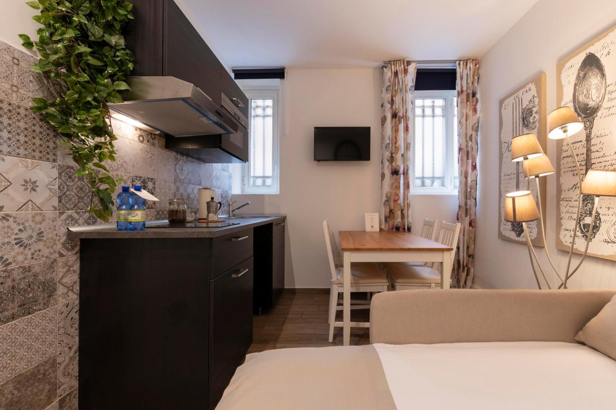 Popolo & Flaminio Rooms Рим Екстер'єр фото